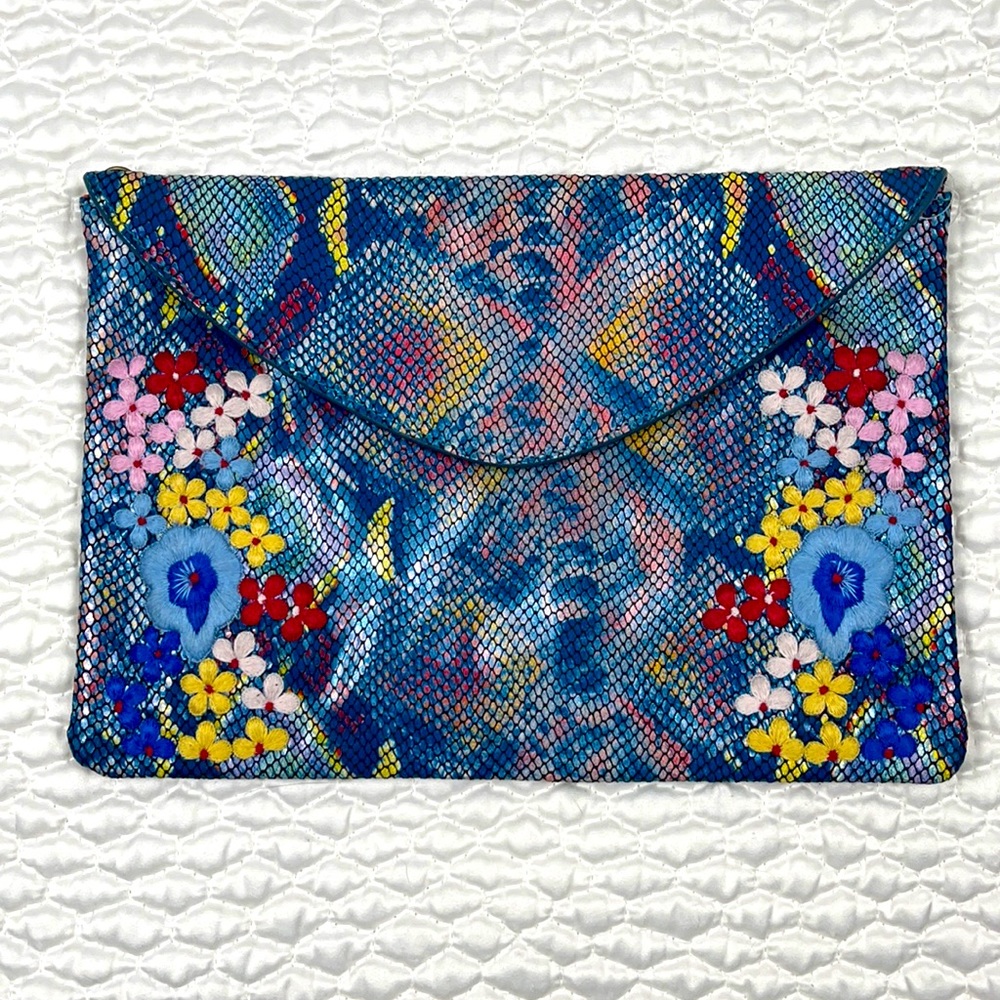Anthropologie clutch NWT